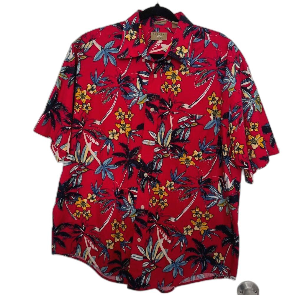 Natural Issue Men's Size L Wrinkle Free Vibrant Floral Hawaiian Button up Shirt